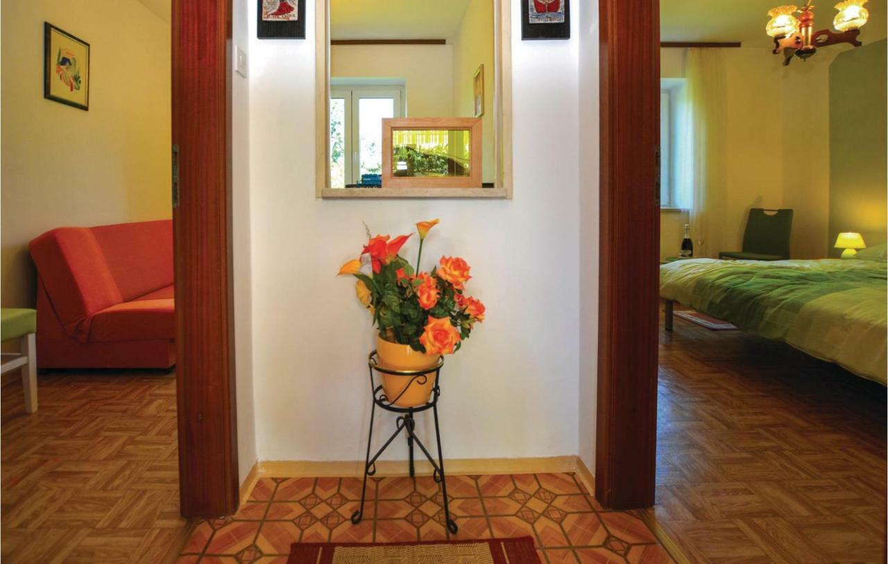 2 Bedroom Awesome Apartment In Portoroz Ngoại thất bức ảnh